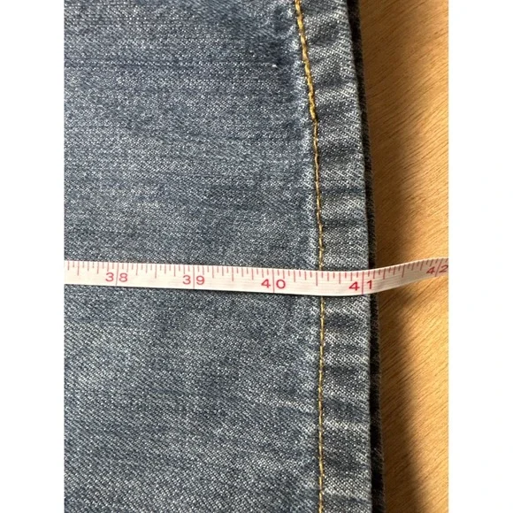 Levi's Mens Blue Denim Jeans Classic Fit Casual Everyday Wear Size 48x30 - Picture 6 of 11